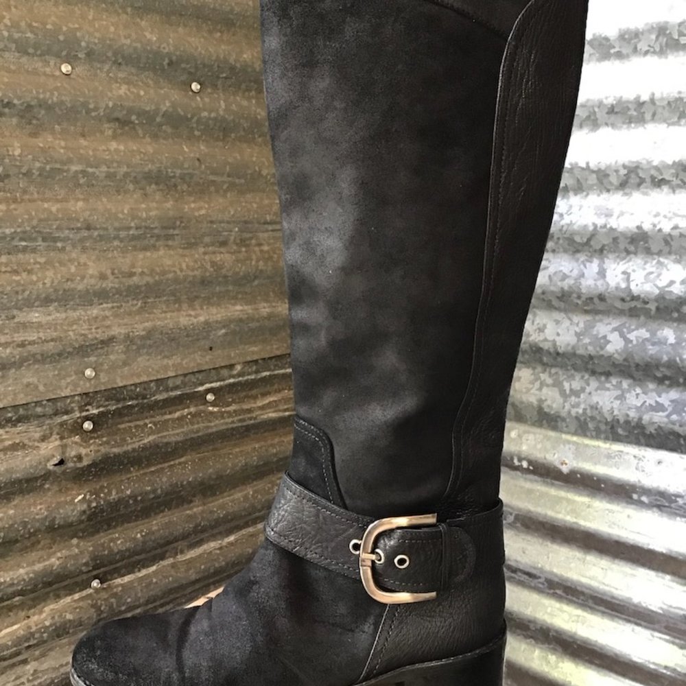 Joan & David Black Mid-calf texture leather boots - Picture 2 of 9